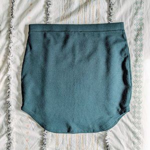 F21 High-Waisted Dolphin Hem Mini Skirt